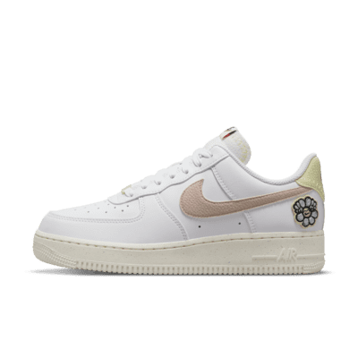 Scarpa Nike Air Force 1 07 SE Donna